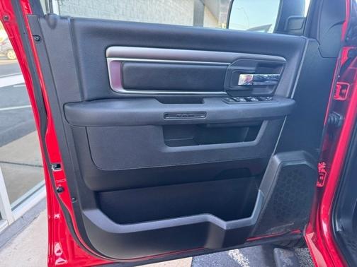 2021 RAM 1500 Classic SLT