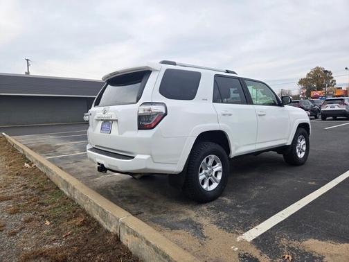 2024 Toyota 4Runner SR5