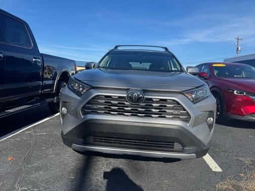 2019 Toyota RAV4 LIMITED