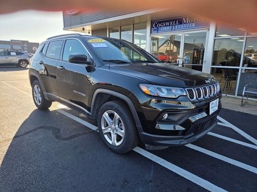 2024 Jeep Compass LATITUDE