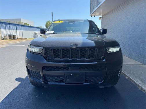2024 Jeep Grand Cherokee LAREDO