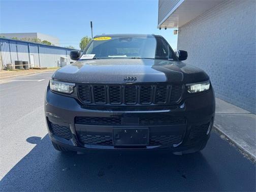 2024 Jeep Grand Cherokee LAREDO