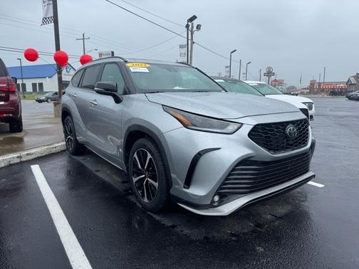 2022 Toyota Highlander XSE