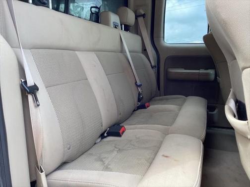2004 Ford F-150 XLT