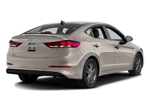 Mineral Beige Pearl 2017 Hyundai ELANTRA SE