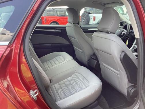 2016 Ford Fusion S