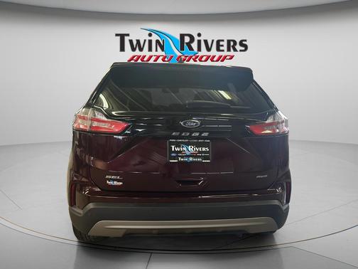 Burgundy Velvet Metallic Tinted Clearcoat 2021 Ford Edge SEL
