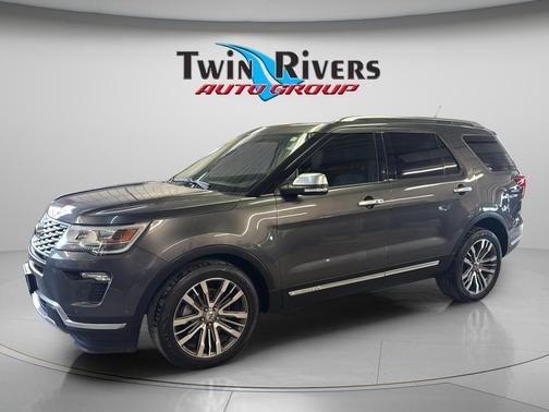 Magnetic 2018 Ford Explorer Platinum