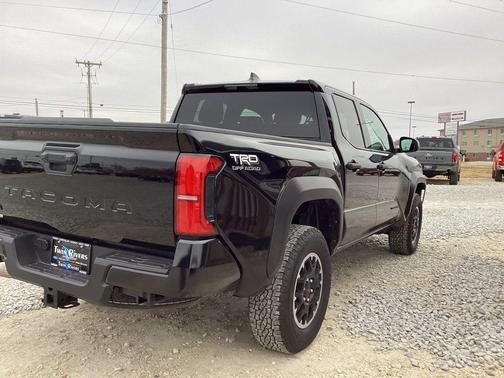 2025 Toyota Tacoma TRD Off-Road