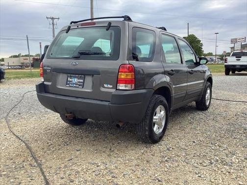 2002 Ford Escape XLS