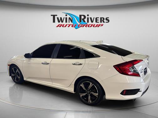 White 2017 Honda Civic Touring