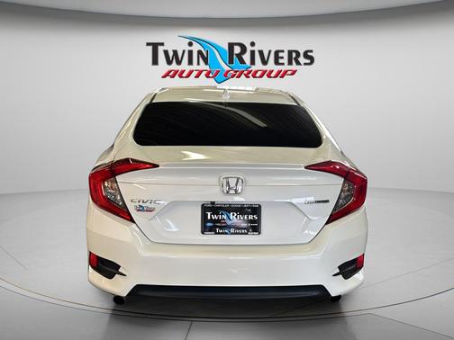 White 2017 Honda Civic Touring