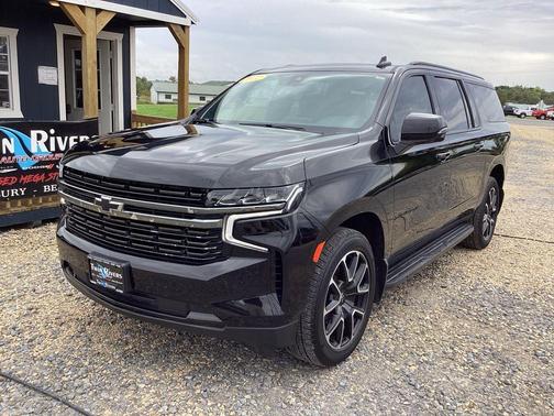 2022 Chevrolet Suburban RST