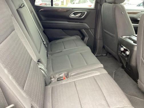 2022 GMC Yukon SLE