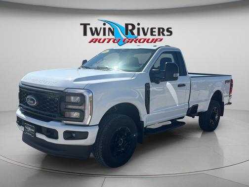 Oxford White 2026 Ford F-350 XL