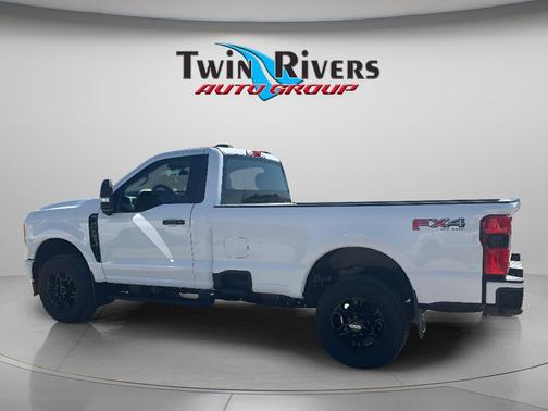Oxford White 2026 Ford F-350 XL