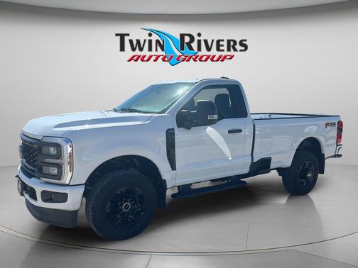 Oxford White 2026 Ford F-350 XL