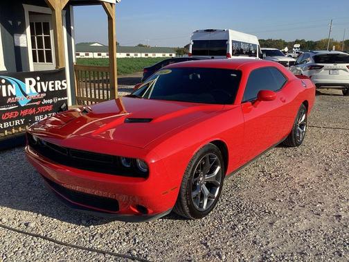 2015 Dodge Challenger SXT