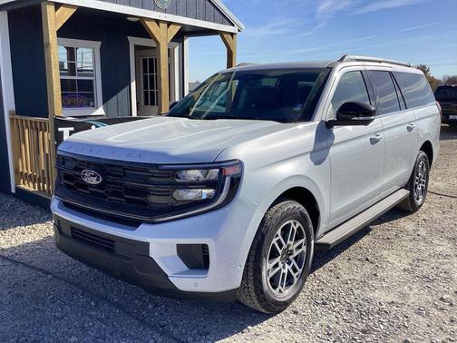 2025 Ford Expedition Max Active 4x4