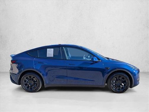 2024 Tesla Model Y Long Range Dual Motor All-Wheel Drive