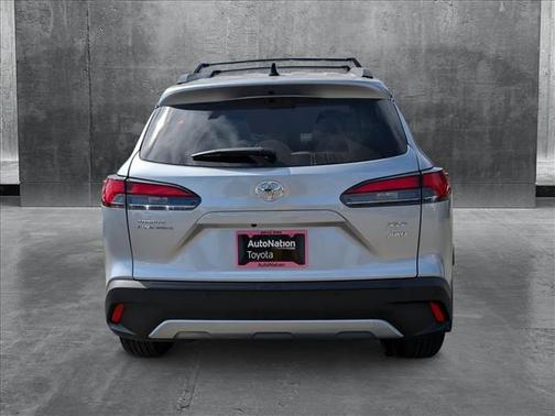 2025 Toyota Corolla Cross XLE
