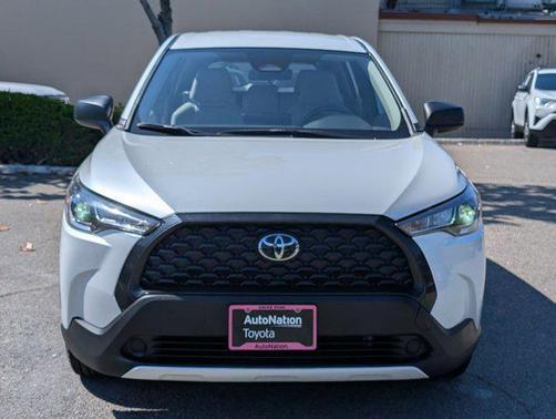 Wind Chill Pearl 2024 Toyota Corolla Cross L