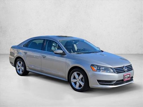 2013 Volkswagen Passat 2.5 SE