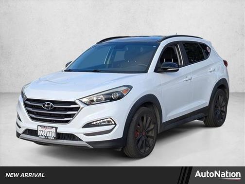 2017 Hyundai TUCSON Night