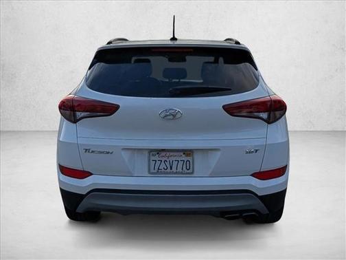 2017 Hyundai TUCSON Night