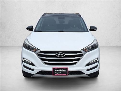 2017 Hyundai TUCSON Night