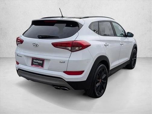 2017 Hyundai TUCSON Night