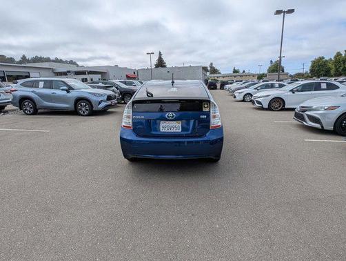2010 Toyota Prius II