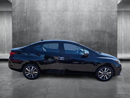 2021 Nissan Versa 1.6 SV