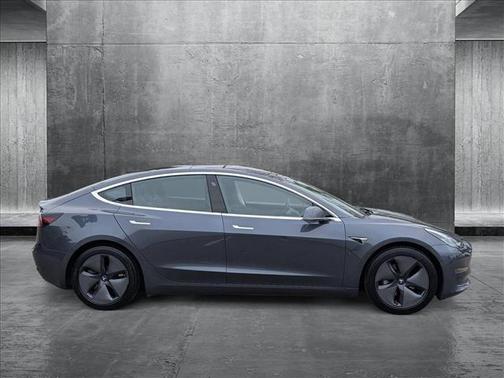 2019 Tesla Model 3 Performance