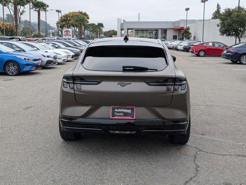 2022 Ford Mustang Mach-E California Route 1