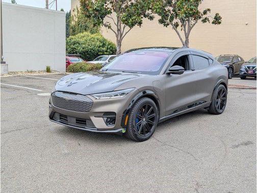 2022 Ford Mustang Mach-E California Route 1