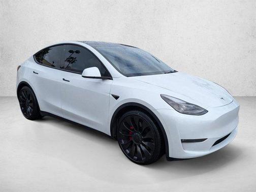 Pearl White Multi-Coat 2022 Tesla Model Y Performance Dual Motor All-Wheel Drive