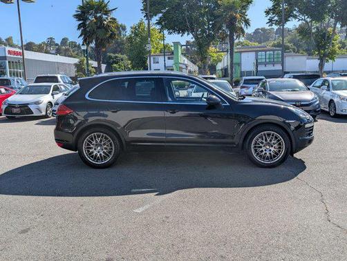 2011 Porsche Cayenne S
