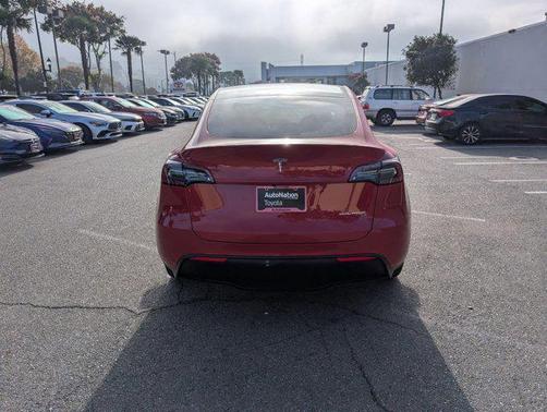 2023 Tesla Model Y Long Range Dual Motor All-Wheel Drive