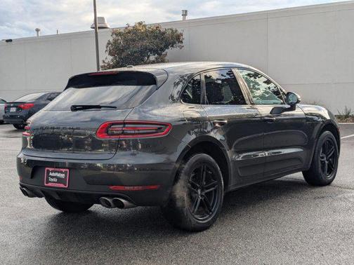 2018 Porsche Macan S