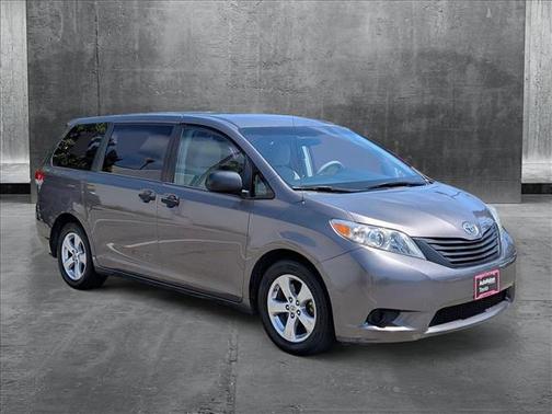 2014 Toyota Sienna L