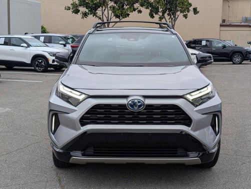 2024 Toyota RAV4 Hybrid SE