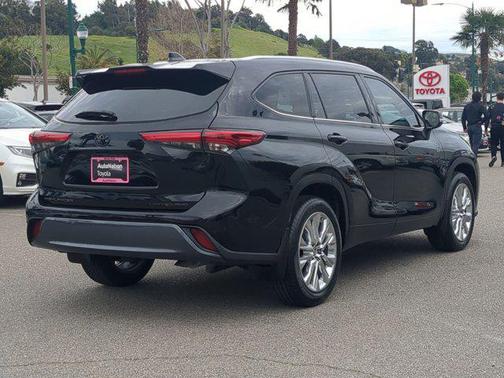 2023 Toyota Highlander Limited