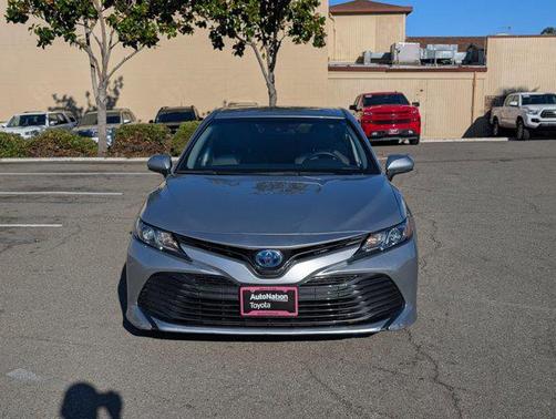 2018 Toyota Camry Hybrid LE