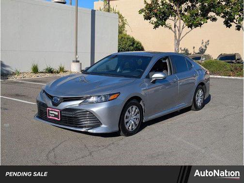 2018 Toyota Camry Hybrid LE