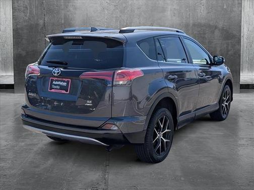 2018 Toyota RAV4 SE