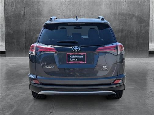 2018 Toyota RAV4 SE