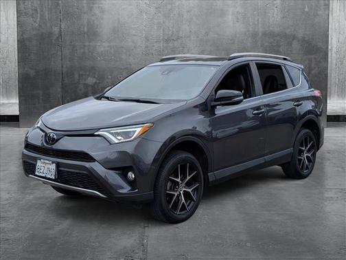 2018 Toyota RAV4 SE