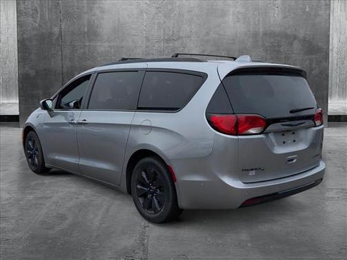 2020 Chrysler Pacifica Hybrid Limited