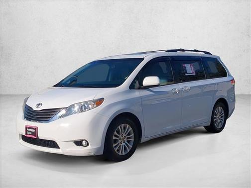 2014 Toyota Sienna XLE